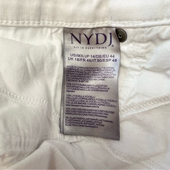 NYDJ white denim stretch Bermuda shorts size 14 - Picture 10 of 10